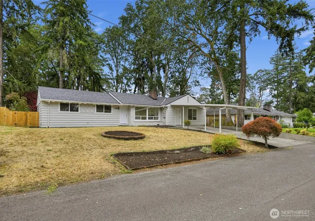 Photo 3 of Single family home for sale at 3114 89th Street S, Lakewood, WA 98499 | MLS# NWM2586653 | Listing updated on 2026-09-30