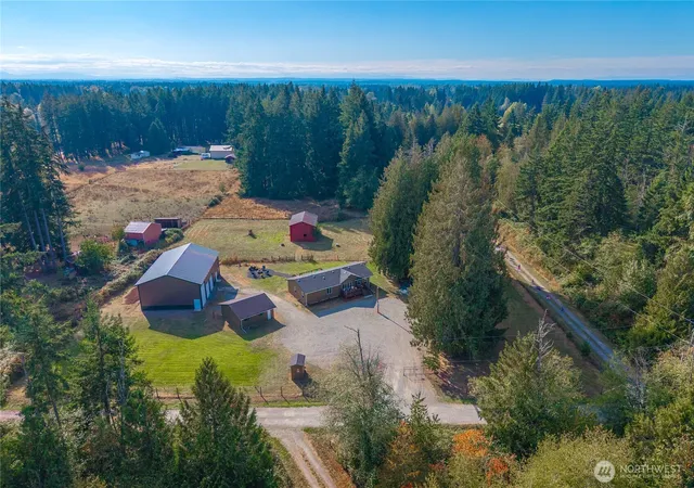 Manufactured home for sale at 31514 12th Avenue Ct E, Roy, WA 98580 | MLS# NWM2586658