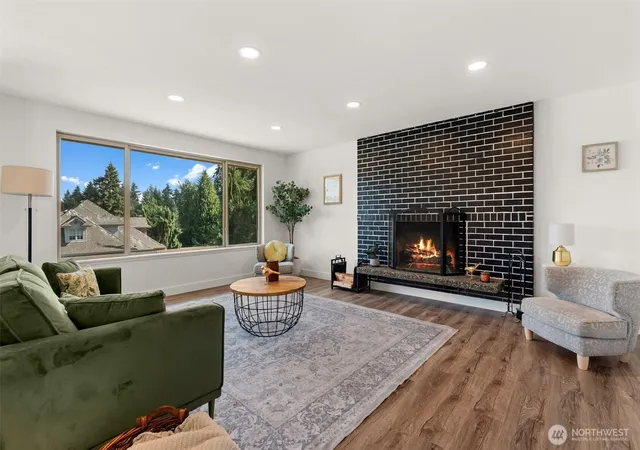 Photo 4 of Single family home for sale at 1414 Woodside Dr, Fircrest, WA 98466 | MLS# NWM2586661 | Listing updated on 2026-09-25