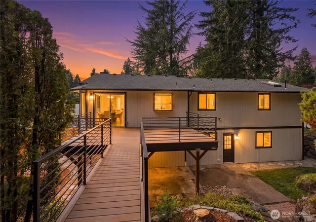 Photo 3 of Sale Pending at 5003 64th Avenue W, University Place, WA 98467 | MLS# NWM2586668 | Listing updated on 2026-10-28