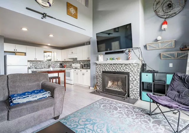 Photo 2 of Condo for sale at 7806 Birch Bay Dr #806, Blaine, WA 98230 | MLS# NWM2586676 | Listing updated on 2026-09-26