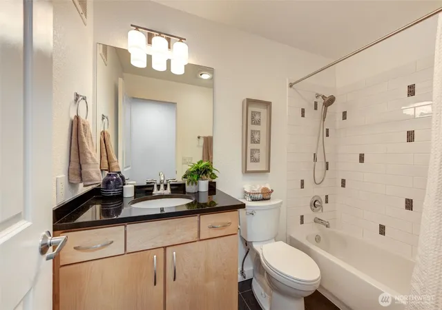Photo 3 of Sale Pending at 840 NE 125th Street #206, Seattle, WA 98125 | MLS# NWM2586678 | Listing updated on 2026-09-29
