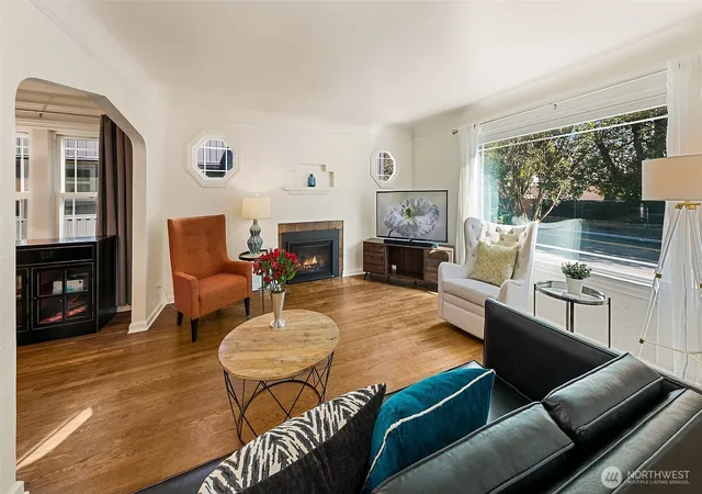 Photo 2 of Townhouse for sale at 6657 Ellis Ave S, Seattle, WA 98108 | MLS# NWM2586682 | Listing updated on 2026-10-12