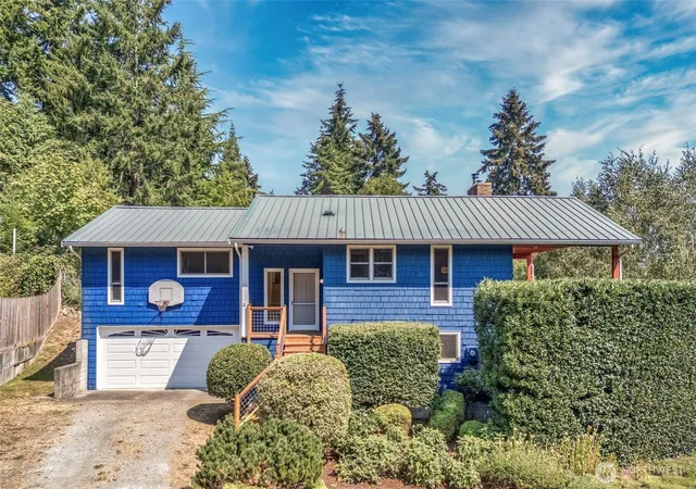 Photo 2 of Single family home for sale at 10514 Sw 110th Street, Vashon, WA 98070 | MLS# NWM2586684 | Listing updated on 2026-09-25
