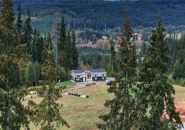 Photo 2 of Manufactured home for sale at 203 Oppelt Rd, Chehalis, WA 98532 | MLS# NWM2586687 | Listing updated on 2026-10-02