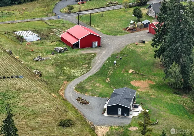 Photo 3 of Manufactured home for sale at 203 Oppelt Rd, Chehalis, WA 98532 | MLS# NWM2586687 | Listing updated on 2026-10-02