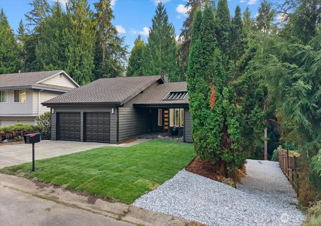 Photo 2 of Single family home for sale at 17037 154th Place Se, Renton, WA 98058 | MLS# NWM2586689 | Listing updated on 2026-10-02
