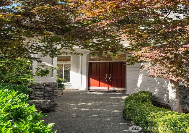 Photo 2 of Single family home for sale at 4617 229th Place Se, Sammamish, WA 98075 | MLS# NWM2586692 | Listing updated on 2026-09-30