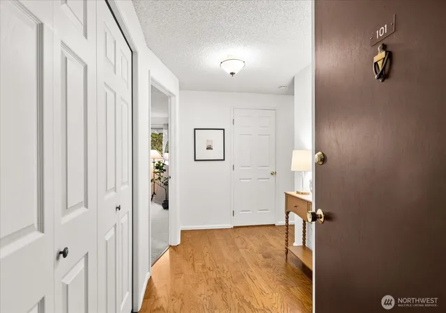 Photo 3 of Condo for sale at 217 Alder St #101, Edmonds, WA 98020 | MLS# NWM2586700 | Listing updated on 2026-09-29