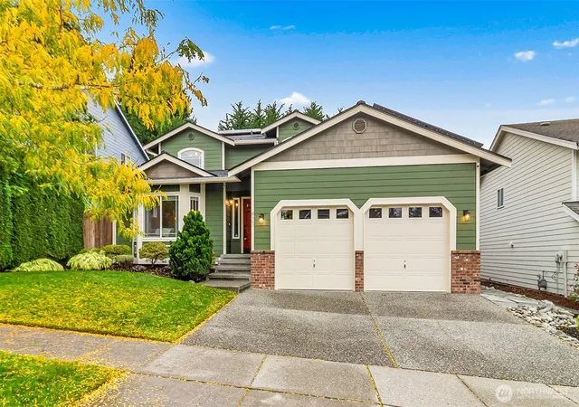 Photo 2 of Sale Pending at 423 170th Place Se, Bothell, WA 98012 | MLS# NWM2586706 | Listing updated on 2026-10-03