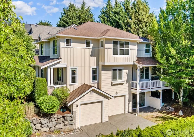 Photo 1 of Single family home for sale at 16563 Ne 119th Way, Redmond, WA 98052 | MLS# NWM2586714 | Listing updated on 2026-09-28