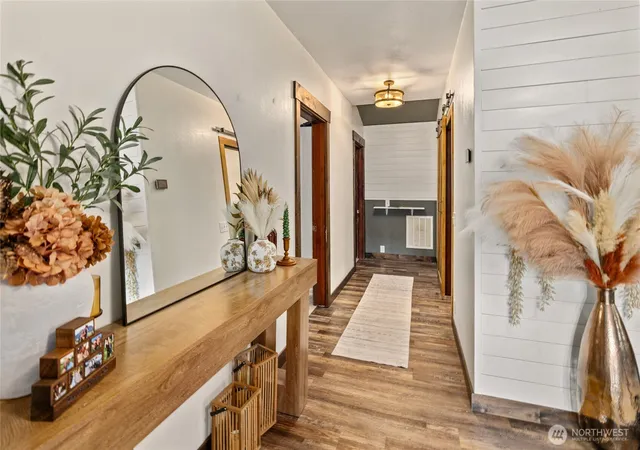 Photo 3 of Single family home for sale at 516 Lincoln Ave, South Cle Elum, WA 98943 | MLS# NWM2586715 | Listing updated on 2026-10-09
