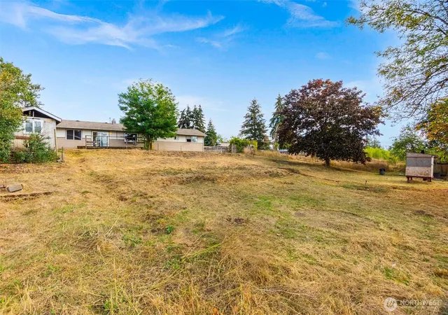 Photo 3 of Sale Pending at 10343 Tranquility Ln Se, Yelm, WA 98597 | MLS# NWM2586719 | Listing updated on 2026-09-28