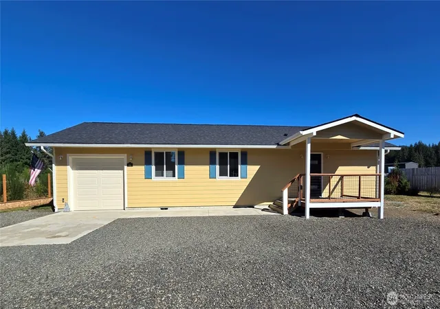 Single family home for sale at 851 Thomas St, Forks, WA 98331 | MLS# NWM2586723