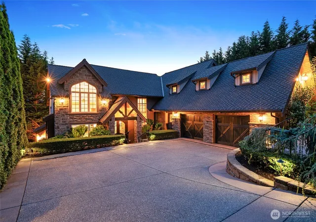 Photo 4 of Single family home for sale at 2845 E Lake Sammamish Pkwy SE, Sammamish, WA 98075 | MLS# NWM2586724 | Listing updated on 2026-10-01
