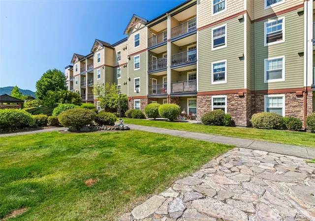 Photo 1 of Condo for sale at 690 32nd Street #B301, Bellingham, WA 98225 | MLS# NWM2586726 | Listing updated on 2026-09-28