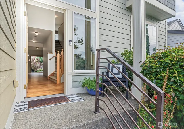 Photo 2 of Single family home for sale at 21230 Se 273rd Place, Maple Valley, WA 98038 | MLS# NWM2586728 | Listing updated on 2026-09-30