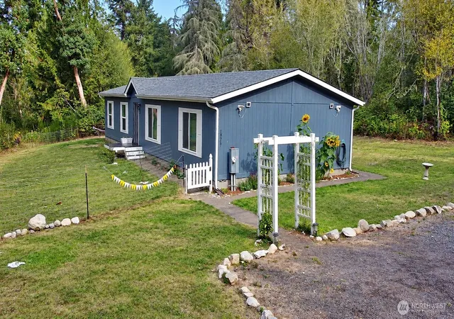 Photo 1 of Manufactured home for sale at 18517 64th Street Sw, Longbranch, WA 98351 | MLS# NWM2586729 | Listing updated on 2026-09-30