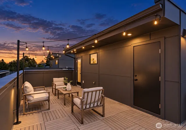 Photo 2 of Townhouse for sale at 4326 Woodlawn Ave N #B, Seattle, WA 98103 | MLS# NWM2586735 | Listing updated on 2026-09-30