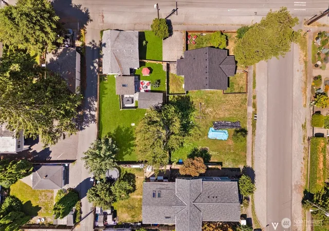 Photo 4 of Single family home for sale at 60 2nd Avenue NE, Issaquah, WA 98027 | MLS# NWM2586737 | Listing updated on 2026-10-02