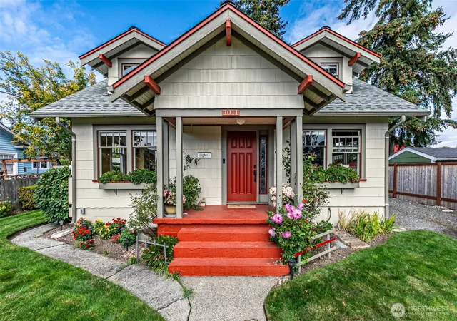 Photo 2 of Single family home for sale at 4011 S Wright Ave, Tacoma, WA 98409 | MLS# NWM2586739 | Listing updated on 2026-10-01