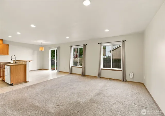 Photo 4 of Townhouse for sale at 3122 186th Place NE #A, Arlington, WA 98223 | MLS# NWM2586772 | Listing updated on 2026-09-29