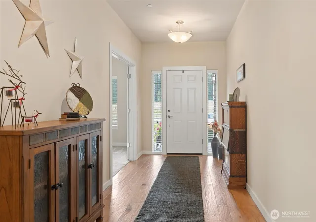 Photo 3 of Single family home for sale at 15380 Se 160th Place, Renton, WA 98058 | MLS# NWM2586794 | Listing updated on 2026-10-01