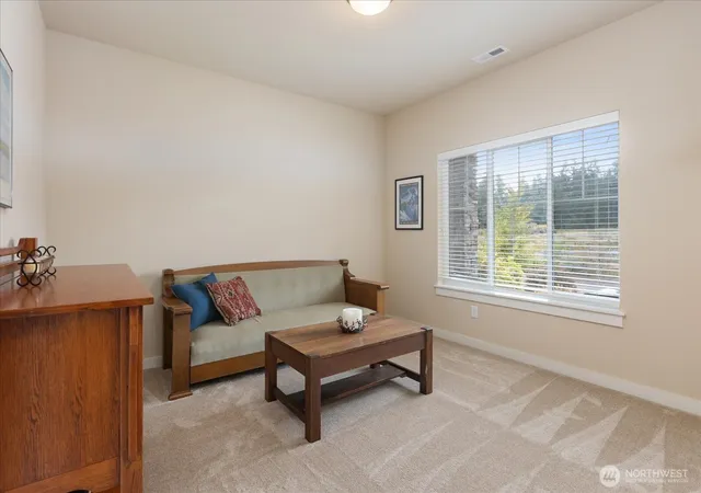 Photo 4 of Single family home for sale at 15380 SE 160th Place, Renton, WA 98058 | MLS# NWM2586794 | Listing updated on 2026-10-01