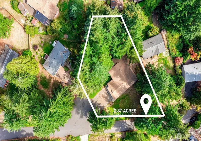 Photo 3 of Single family home for sale at 91 Ne Rainier Pl S, Belfair, WA 98528 | MLS# NWM2586801 | Listing updated on 2026-09-29