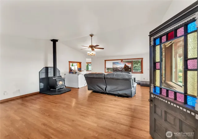 Photo 4 of Sale Pending at 17261 Golden View Ave, La Conner, WA 98257 | MLS# NWM2586802 | Listing updated on 2026-09-25