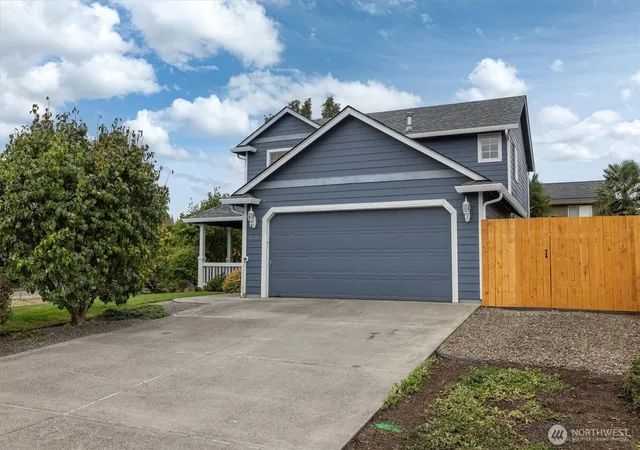 Photo 2 of Sale Pending at 8506 Ne 158th Avenue, Vancouver, WA 98682 | MLS# NWM2586808 | Listing updated on 2026-09-30