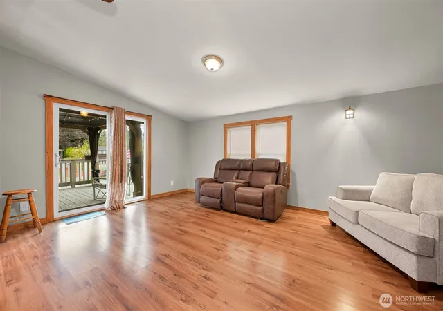 Photo 3 of Manufactured home for sale at 8704 Harbor Dr, Blaine, WA 98230 | MLS# NWM2586810 | Listing updated on 2026-09-28