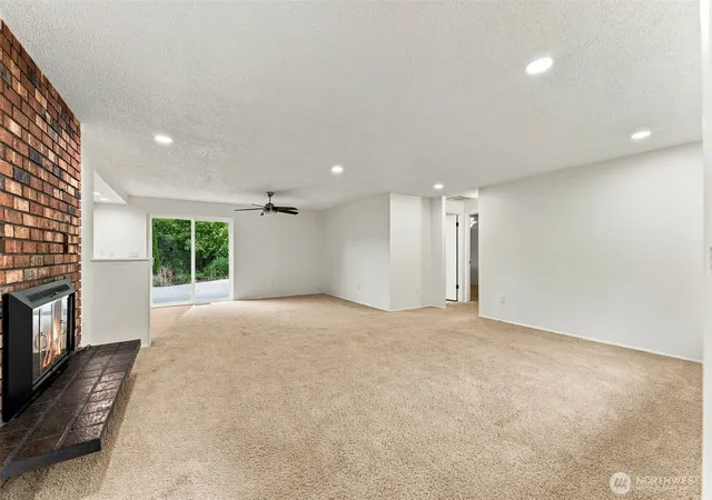 Photo 4 of House for sale at 7525 10th Way SE, Lacey, WA 98503 | MLS# NWM2586815 | Listing updated on 2026-10-02