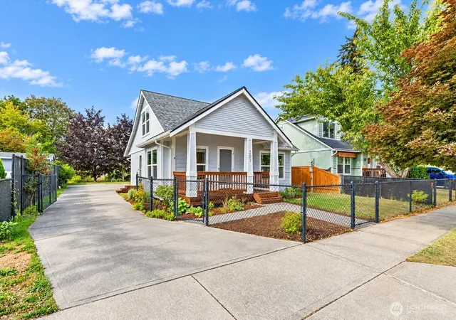 Photo 1 of Single family home for sale at 307 Solberg St Nw, Yelm, WA 98597 | MLS# NWM2586824 | Listing updated on 2026-10-01