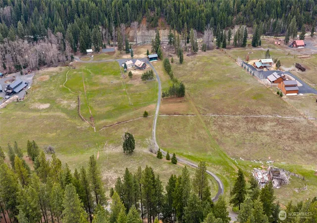 Photo 2 of Single family home for sale at 4010 Teanaway Middle Frk Rd, Cle Elum, WA 98922 | MLS# NWM2586833 | Listing updated on 2026-09-28