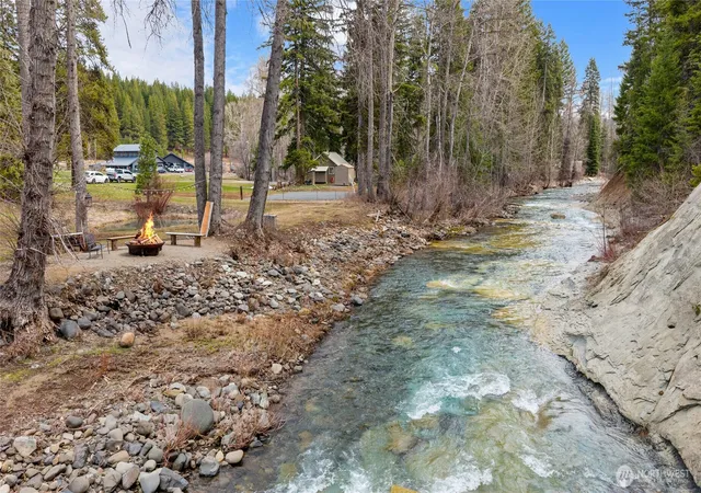 Photo 3 of Single family home for sale at 4010 Teanaway Middle Frk Rd, Cle Elum, WA 98922 | MLS# NWM2586833 | Listing updated on 2026-09-28