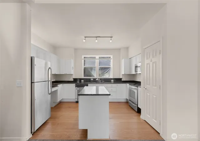 Photo 3 of Townhouse for sale at 3116 164th Street SW #1502, Lynnwood, WA 98087 | MLS# NWM2586834 | Listing updated on 2026-10-02