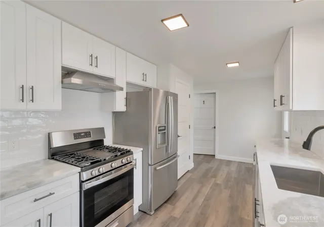 Photo 3 of Single family home for sale at 808 Sauk Mountain Dr, Sedro Woolley, WA 98284 | MLS# NWM2586845 | Listing updated on 2026-09-30