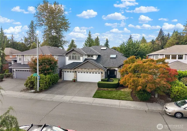 Photo 3 of Single family home for sale at 17308 31st Drive SE, Bothell, WA 98012 | MLS# NWM2586846 | Listing updated on 2026-09-30