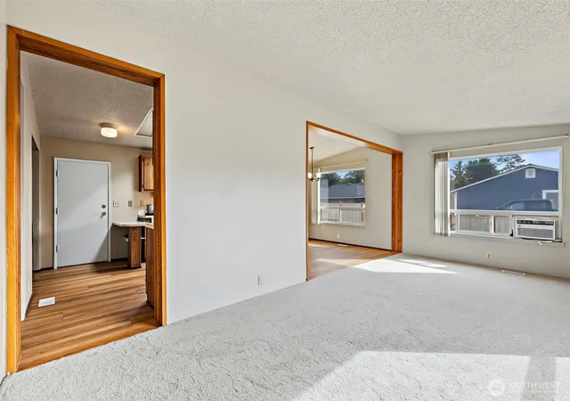 Photo 4 of Manufactured home for sale at 116 3rd Avenue NW, Pacific, WA 98047 | MLS# NWM2586852 | Listing updated on 2026-09-27