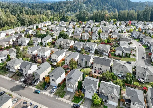 Photo 2 of Single family home for sale at 18128 168th Way Se, Renton, WA 98058 | MLS# NWM2586854 | Listing updated on 2026-09-25