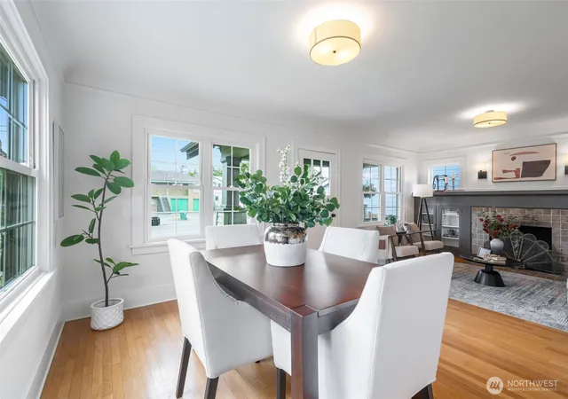 Photo 3 of Single family home for sale at 7916 Renton Ave S, Seattle, WA 98118 | MLS# NWM2586856 | Listing updated on 2026-10-01
