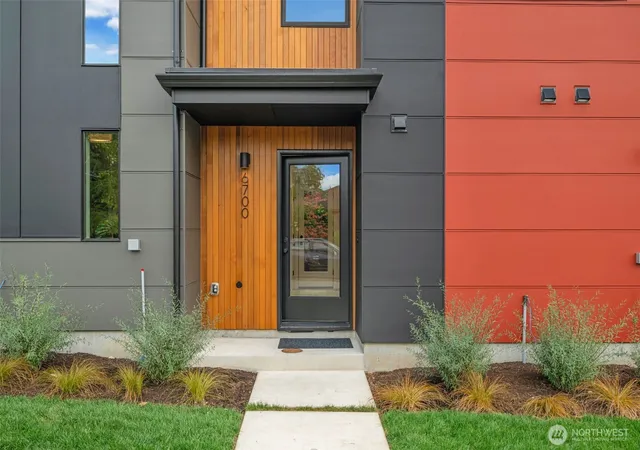 Single family home for sale at 6700 52nd Avenue S, Seattle, WA 98118 | MLS# NWM2586864 | Listing updated on 2026-10-01