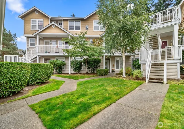 Condo for sale at 5400 Harbour Pointe Blvd #K102, Mukilteo, WA 98275 | MLS# NWM2586868