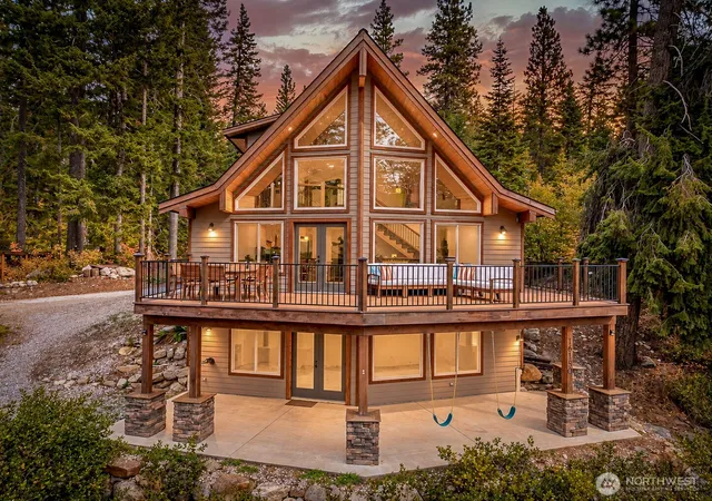 Photo 1 of Single family home for sale at 16150 Telemark Ln, Leavenworth, WA 98826 | MLS# NWM2586875 | Listing updated on 2026-09-29