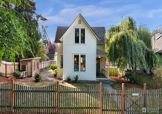 Photo 1 of Sale Pending at 1421 Iron St, Bellingham, WA 98225 | MLS# NWM2586877 | Listing updated on 2026-09-30