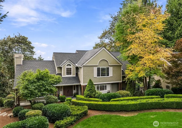 Photo 1 of Single family home for sale at 26257 Se 162 Place, Issaquah, WA 98027 | MLS# NWM2586878 | Listing updated on 2026-09-28