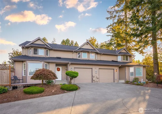 Photo 3 of Multi family home for sale at 3614 Shelby Rd, Lynnwood, WA 98087 | MLS# NWM2586883 | Listing updated on 2026-09-30