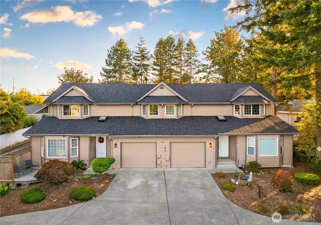 Photo 4 of House for sale at 3614 Shelby Rd, Lynnwood, WA 98087 | MLS# NWM2586883 | Listing updated on 2026-09-30