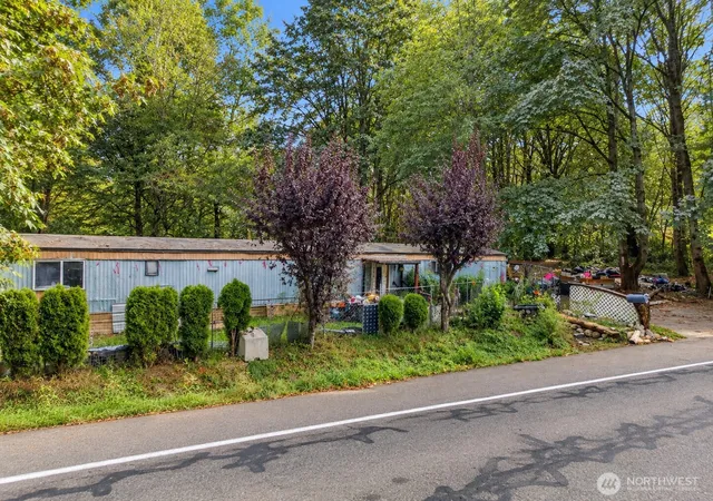 Photo 1 of Manufactured home for sale at 12822 175th Avenue Se, Renton, WA 98059 | MLS# NWM2586886 | Listing updated on 2026-09-25